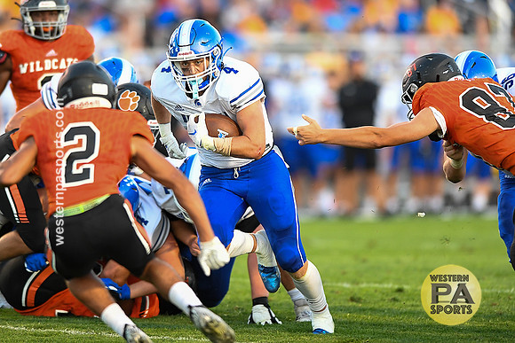 Football_Latrobe vs Hempfield_20220909-KR1_2219