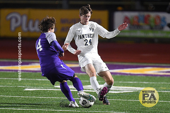 Boys Soccer_FR vs Plum_20220927-KR1_9769