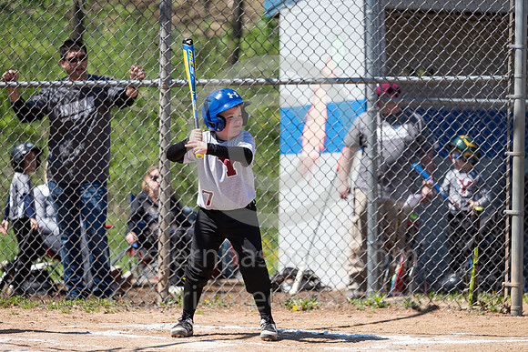 4-27-19_Baseball-703