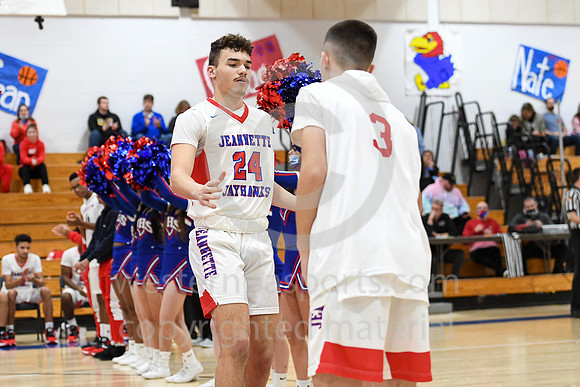 Boys Hoops_Jeannette vs GCC_20220212-KR1_0213