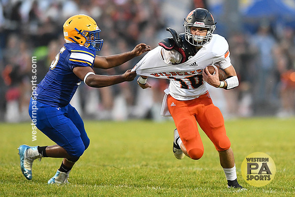 Football_Derry vs Latrobe_20220826-KR1_2004