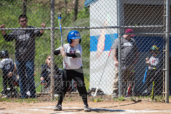 4-27-19_Baseball-702