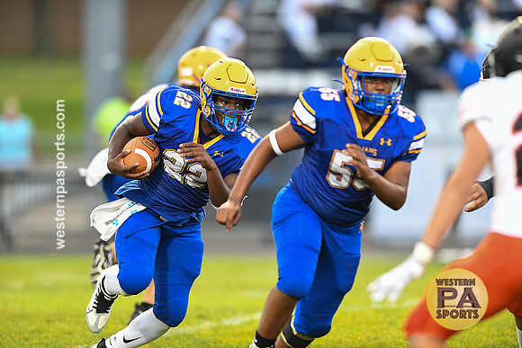 Football_Derry vs Latrobe_20220826-KR1_1773