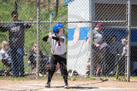4-27-19_Baseball-701