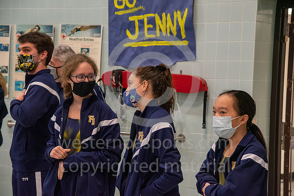 FR Swim Sr Night_20210218-KR5_3230