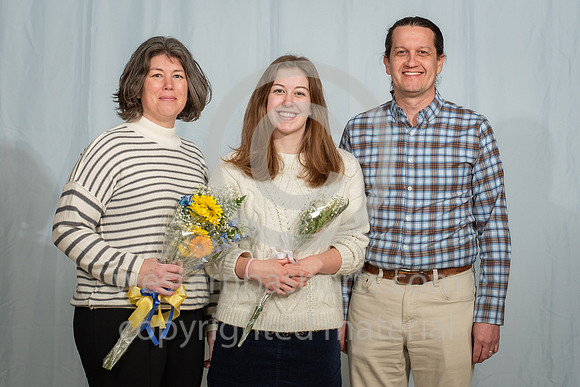 FR Swim Sr Night_20250213-KR5_6169