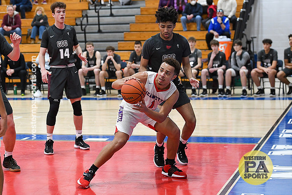 Boys Hoops_Jeannette vs GCC_20220212-KR1_0441