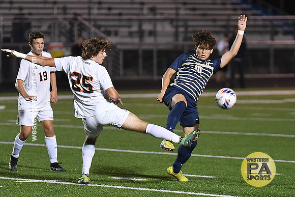 Boys Soccer_FR vs Latrobe_20220920-KR1_4513