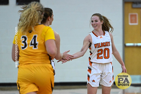 020021022- GirlsHoops-LatrobeVsGSalem-BR9-0330